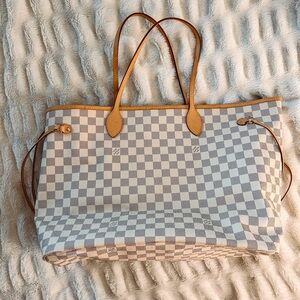 Louis Vuitton Neverfull GM in Damier Azur